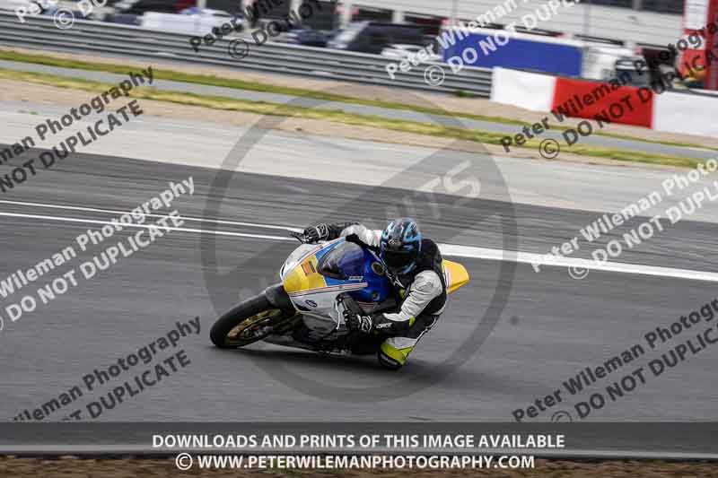 cadwell no limits trackday;cadwell park;cadwell park photographs;cadwell trackday photographs;enduro digital images;event digital images;eventdigitalimages;navarra;no limits trackdays;peter wileman photography;racing digital images;trackday digital images;trackday photos